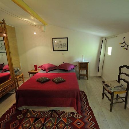 Chambres D'Hotes Le Petit Siam : Le Calme En Centre Ville Клермон-Ферран Екстер'єр фото